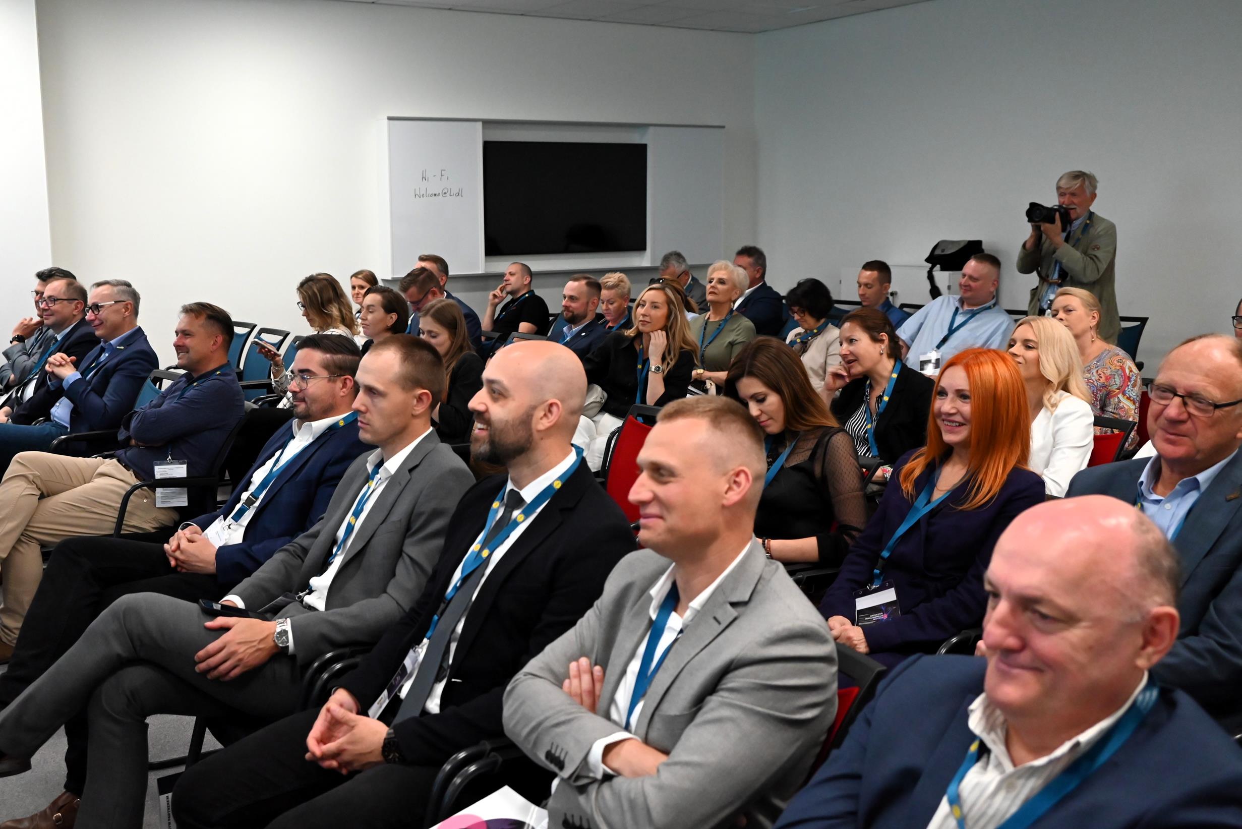 business-mixer-2024-8